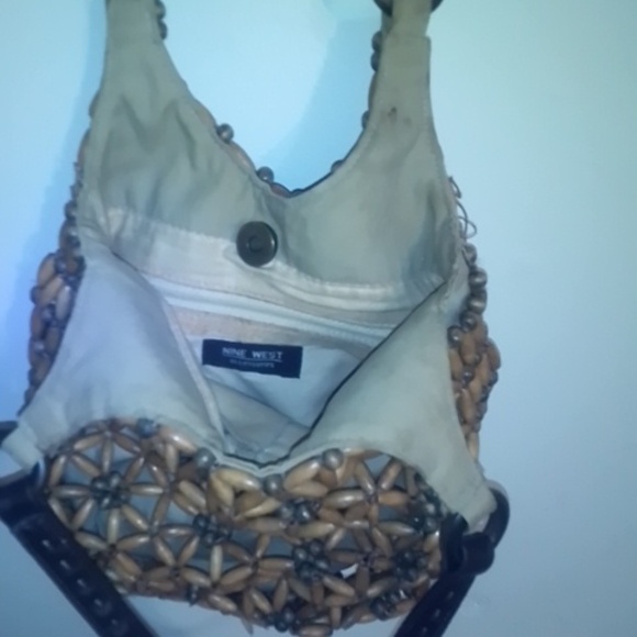EUC NINE WEST PURSE - Picture 2 of 2